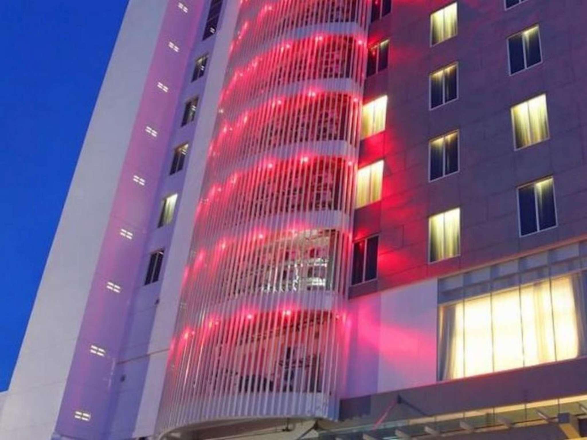 Swiss-Belinn Ska Pekanbaru Esterno foto